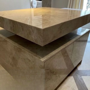 Đá ốp bàn bếp Quartz Taj Mahal