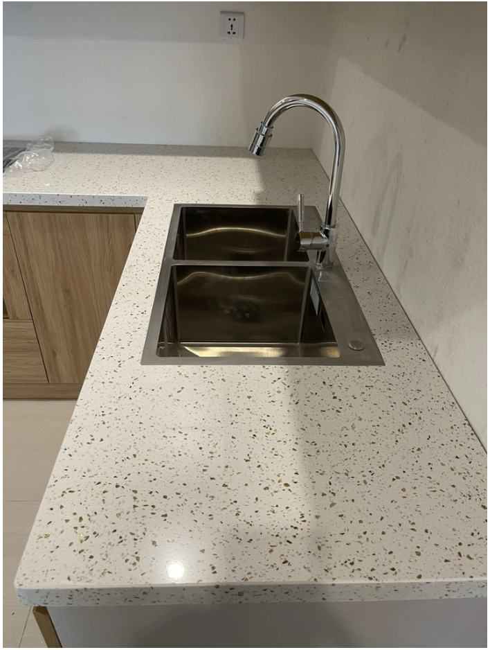 Đá Ốp Bàn Bếp Kim Sa Trắng