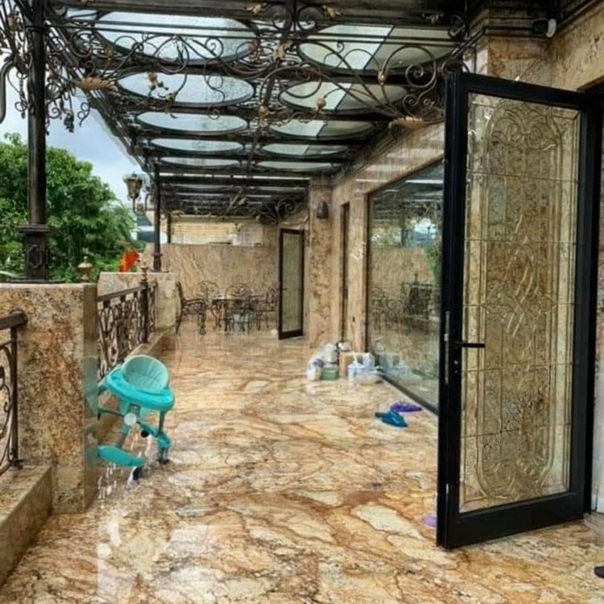 ĐÁ ỐP CẦU THANG GRANITE VÀNG HOÀNG GIA - 06 - Ảnh 3