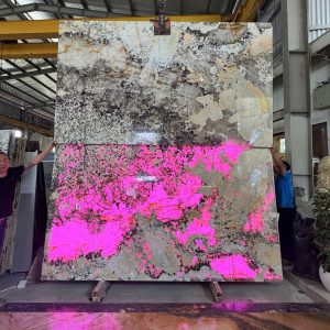 Tranh đá xuyên sáng