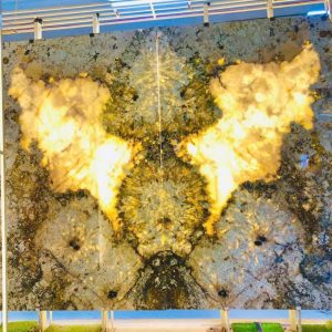 Tranh đá thạch anh xuyên sáng Brazil