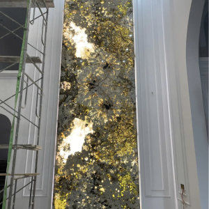 Tranh đá xuyên sáng thông tầng